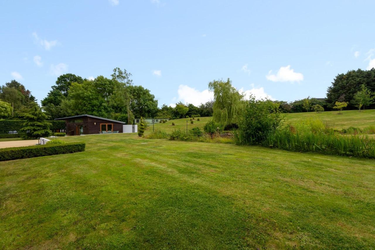 Beautiful Luxury Barn Conversion Rural Canterbury In Own Grounds Sleeps 6 People Vila Exterior foto